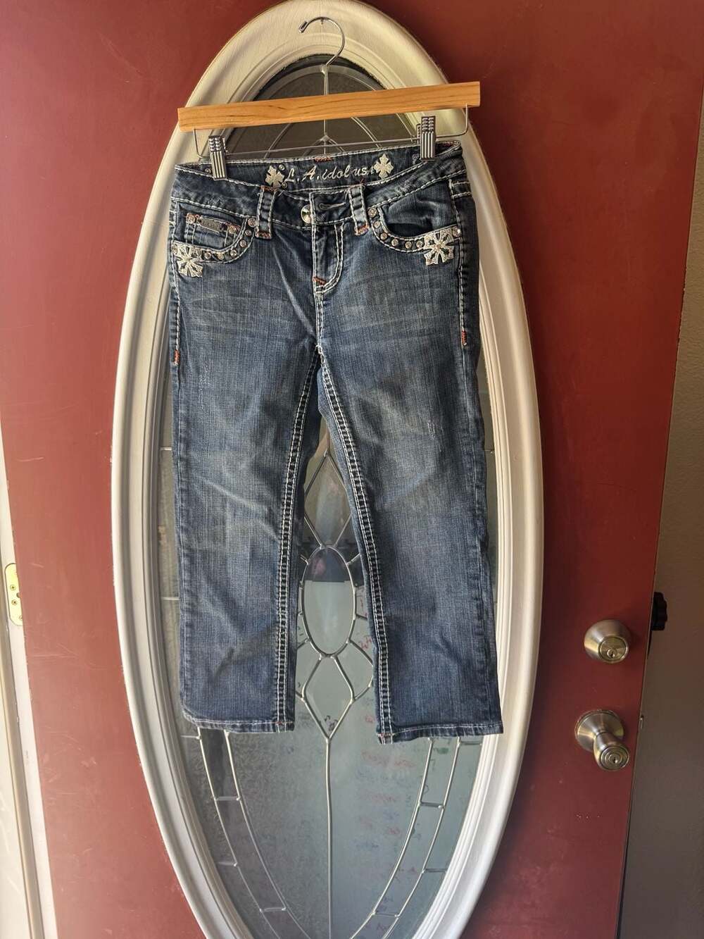 L.A. Idol USA Crystal Embellished Distressed Capri Jeans Size 3